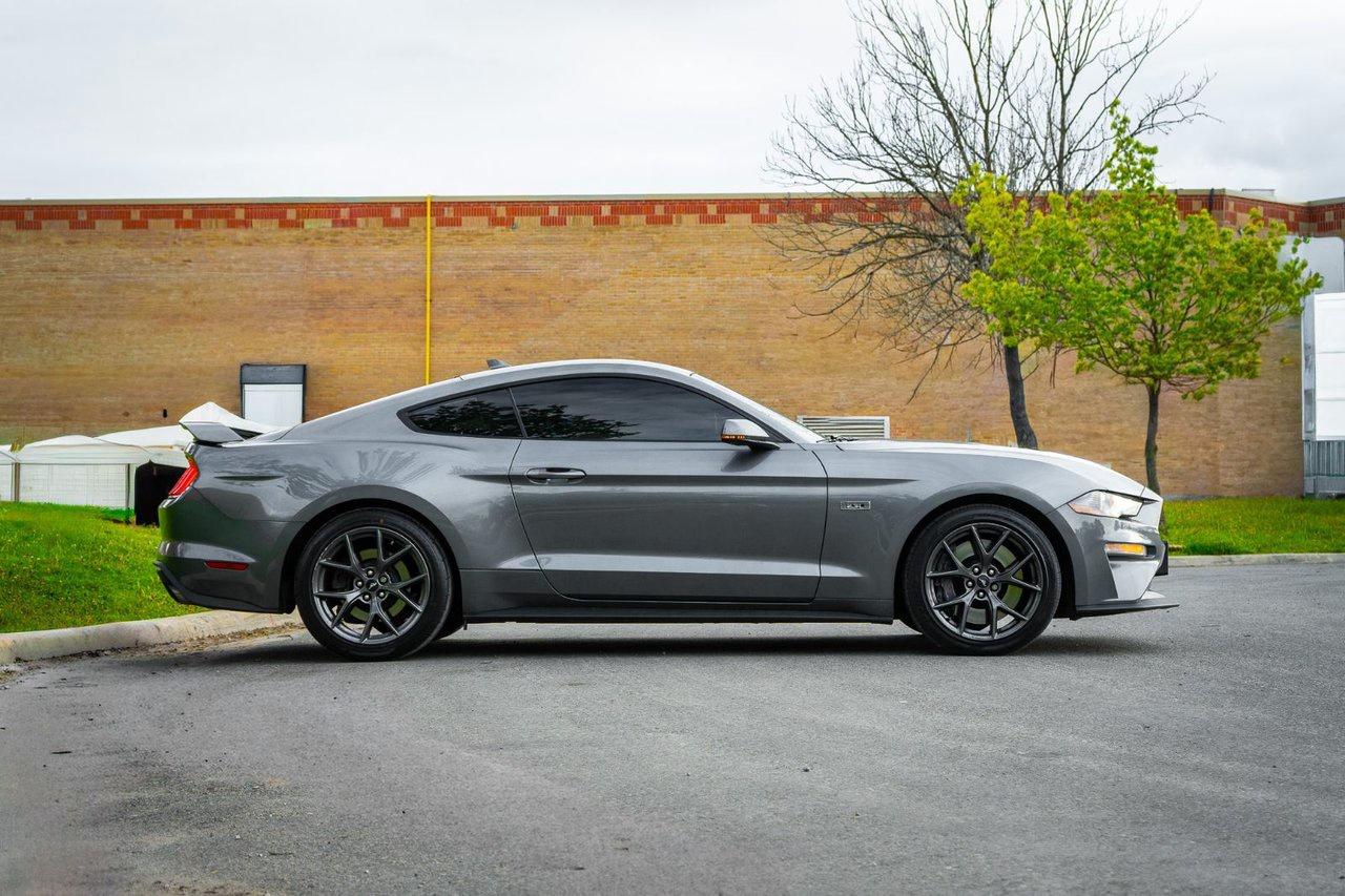 2021 Ford Mustang EcoBoost Premium Photo3
