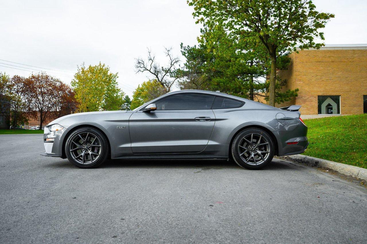 2021 Ford Mustang EcoBoost Premium Photo