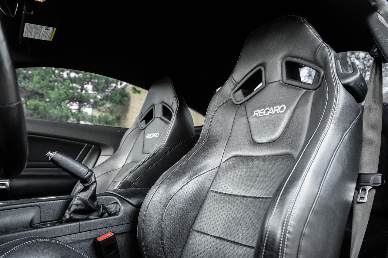 2021 Ford Mustang EcoBoost Premium Photo