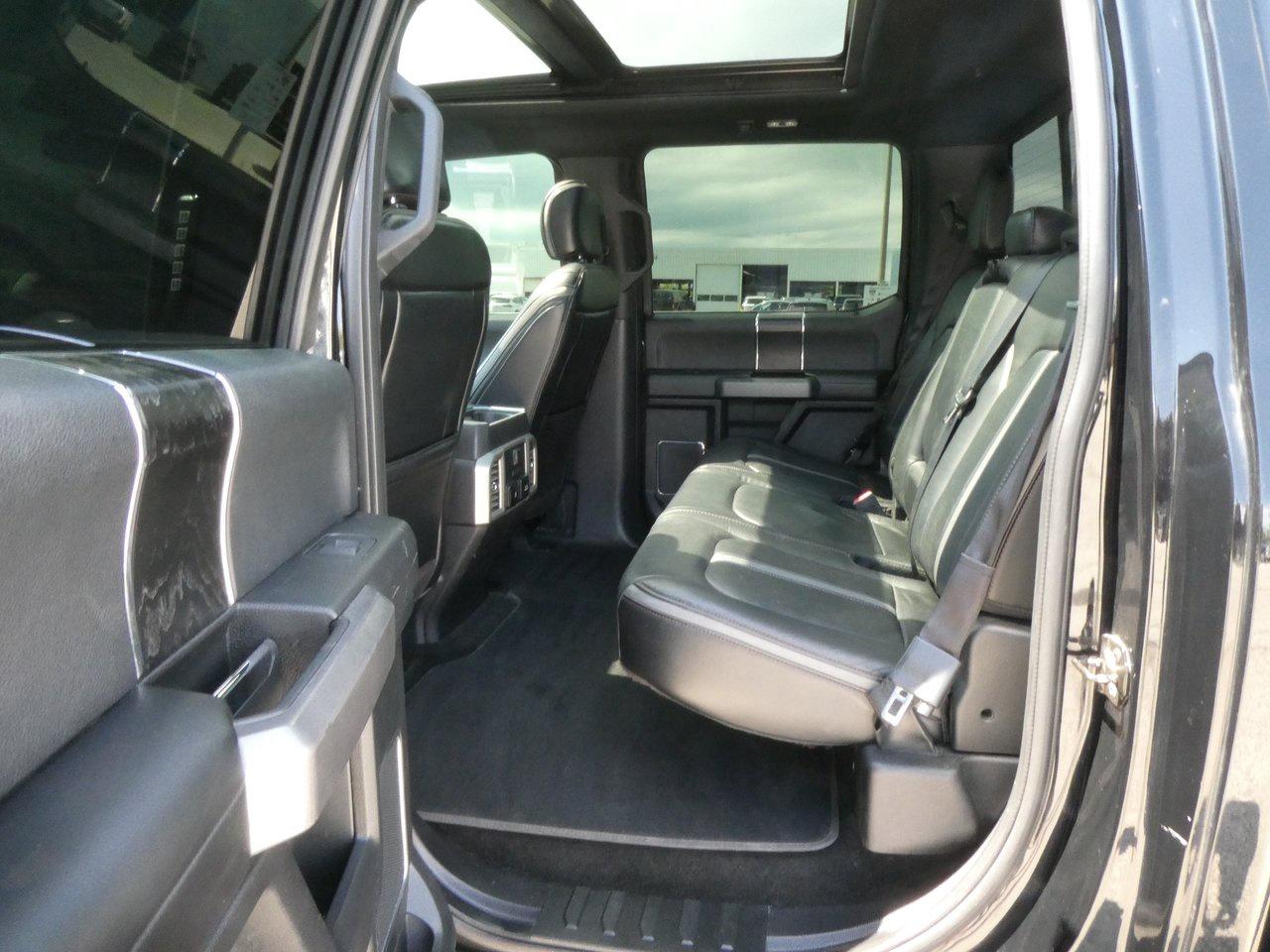 2018 Ford F-150 Platinum | Heated Seats | Backup Cam | Nav | Photo