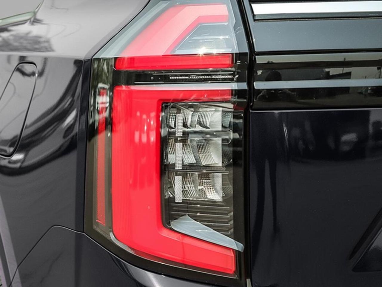 2026 Nissan Armada Platinum Reserve  - Sunroof Photo