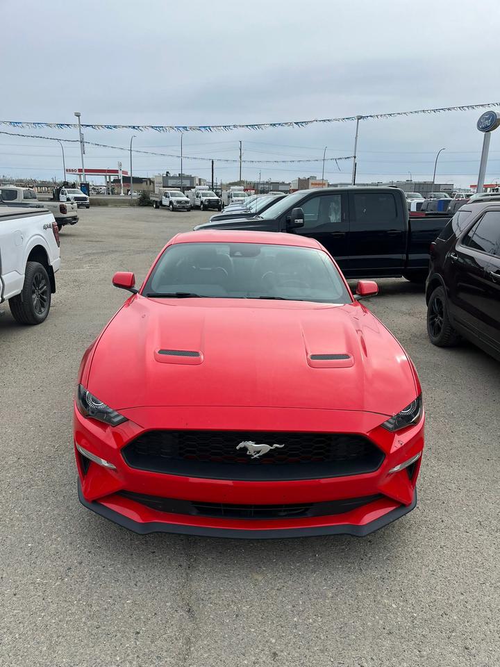 2018 Ford Mustang EcoBoost Premium Photo4