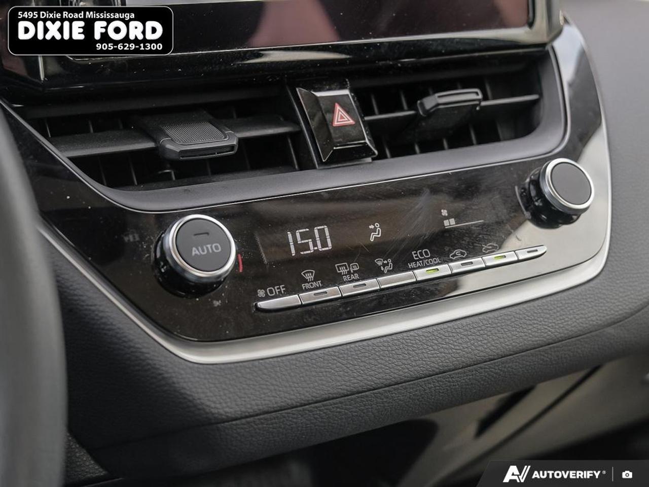 2025 Toyota Corolla Hybrid LE Photo