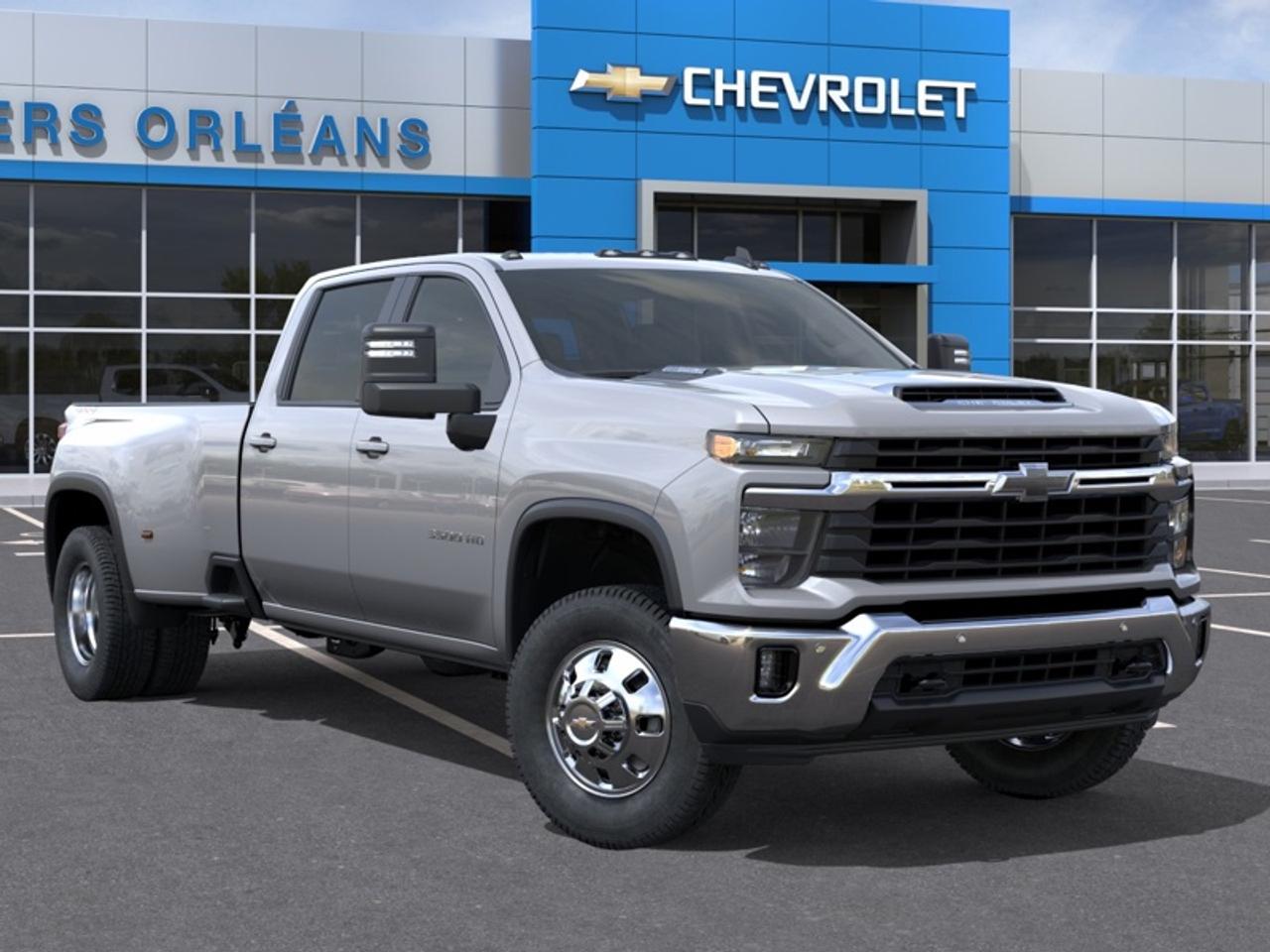 2026 Chevrolet Silverado 3500HD LT  - Leather Seats Photo