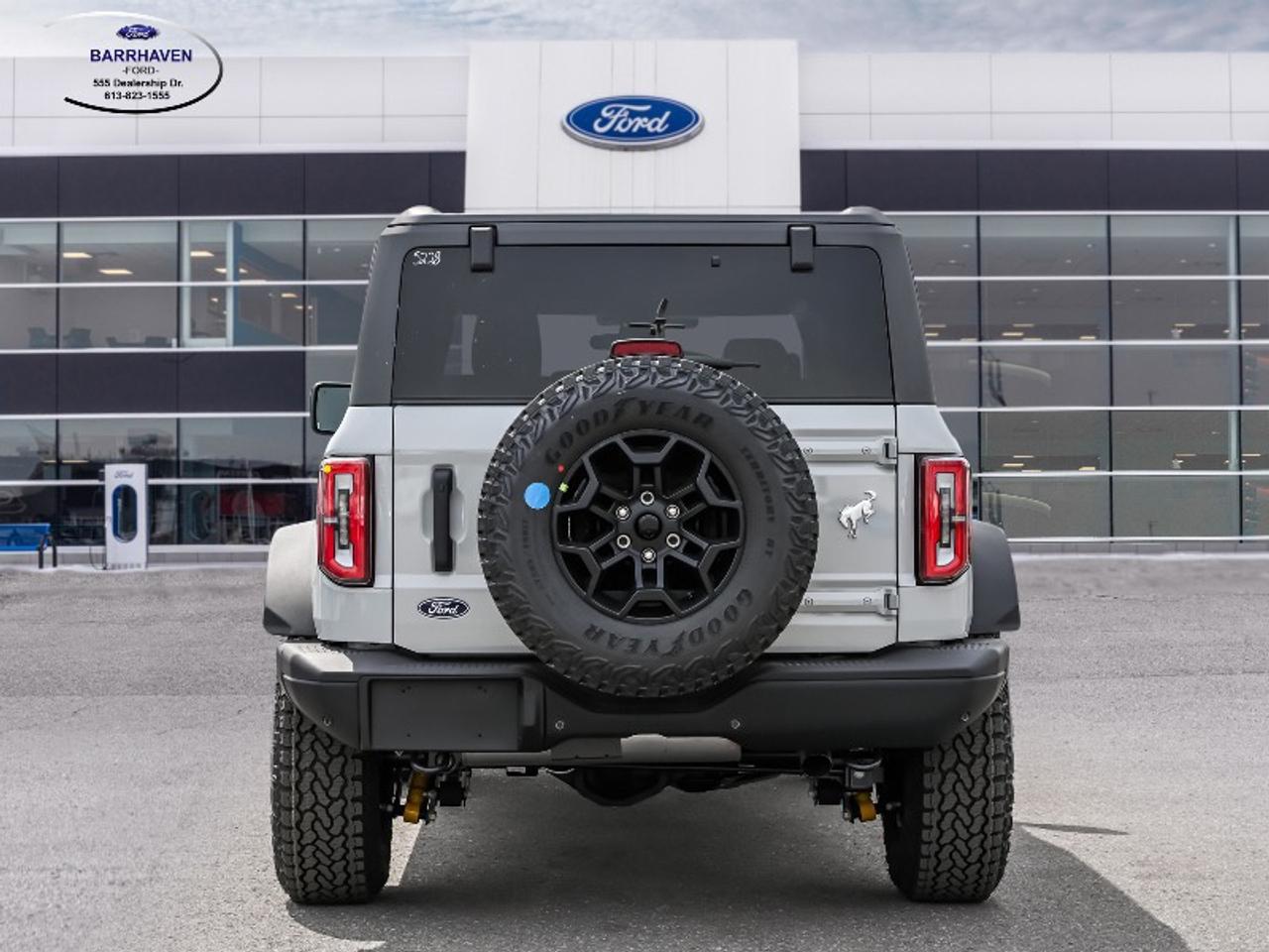2026 Ford Bronco Badlands Photo3