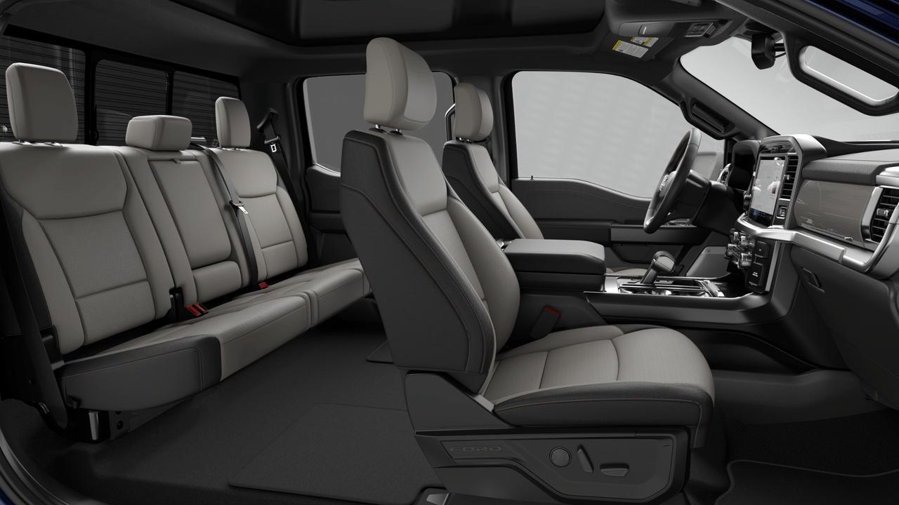 2026 Ford F-150 Lariat Photo3