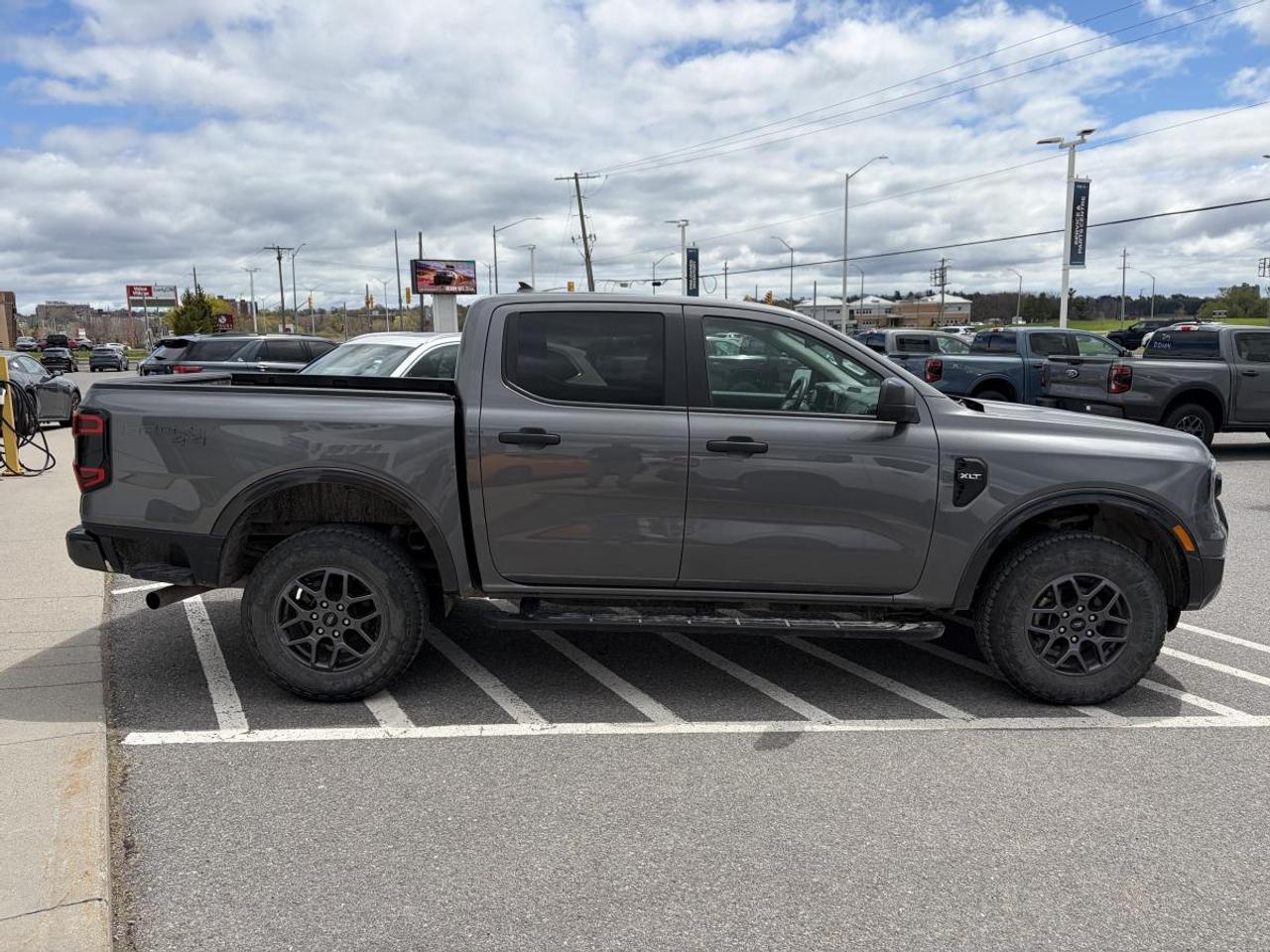 2024 Ford Ranger 4X4 CRW CAB XLT Photo