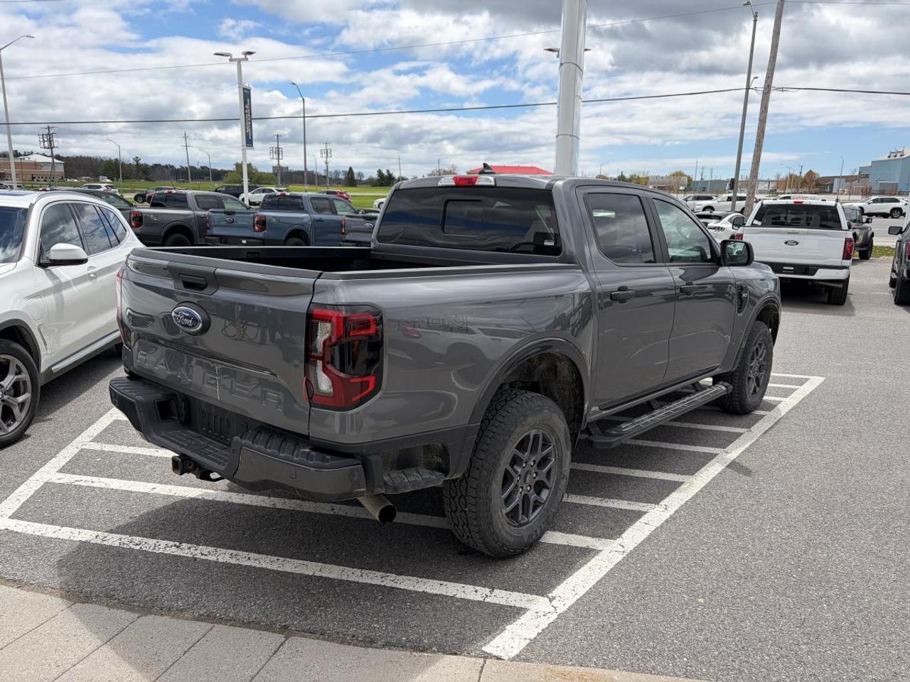 2024 Ford Ranger 4X4 CRW CAB XLT Photo4