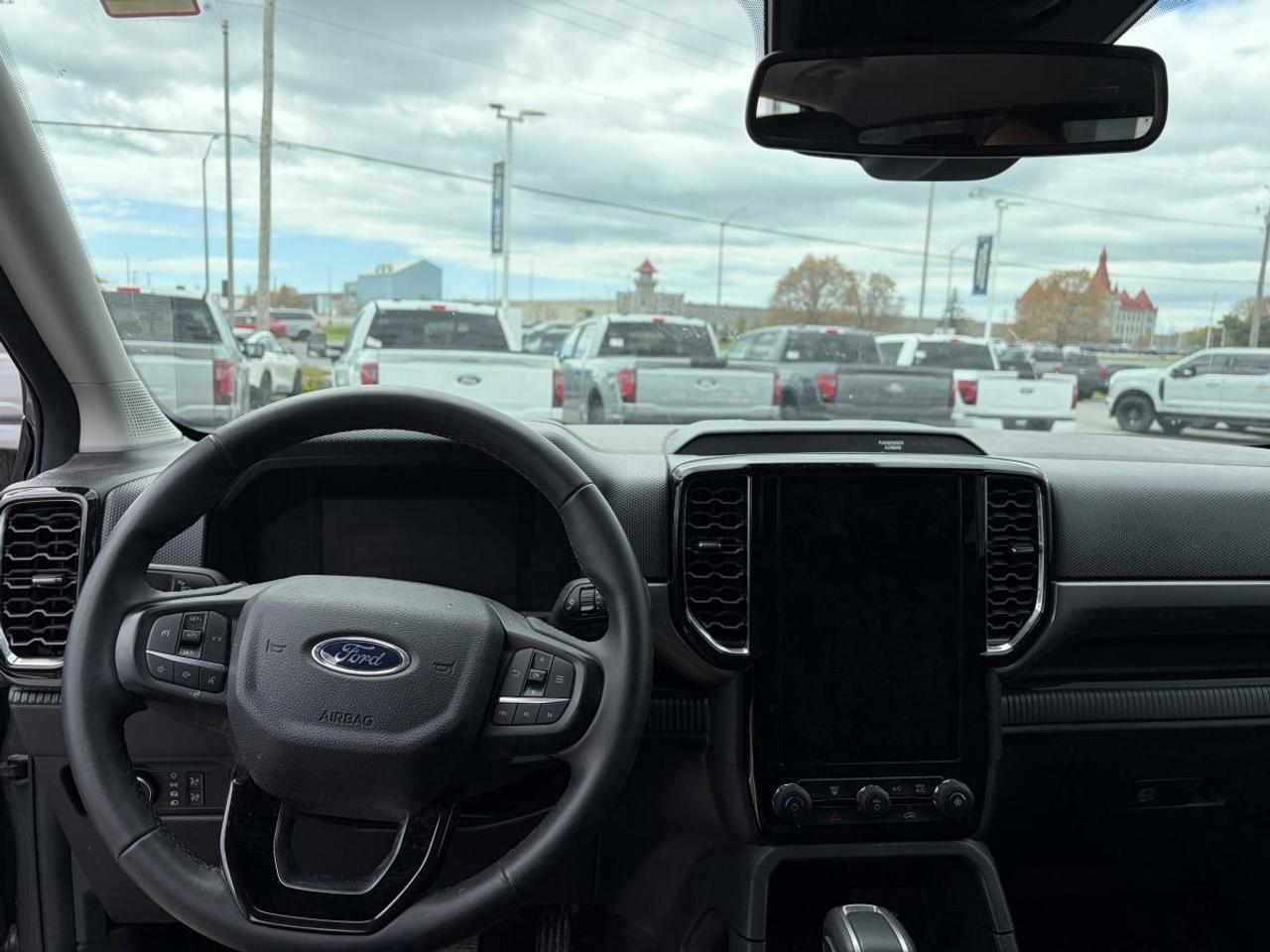 2024 Ford Ranger 4X4 CRW CAB XLT Photo
