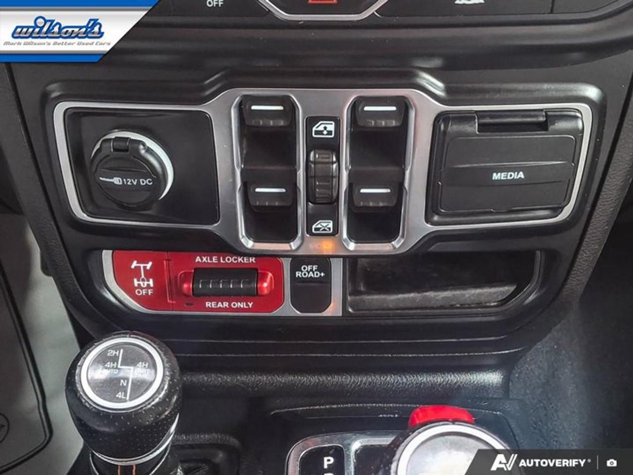 2021 Jeep Gladiator Mojave 4X4 | Leather | Tow Pkg | Heated Wheel + Seats | Alpine Audio | Proximity Key | and More ! Photo
