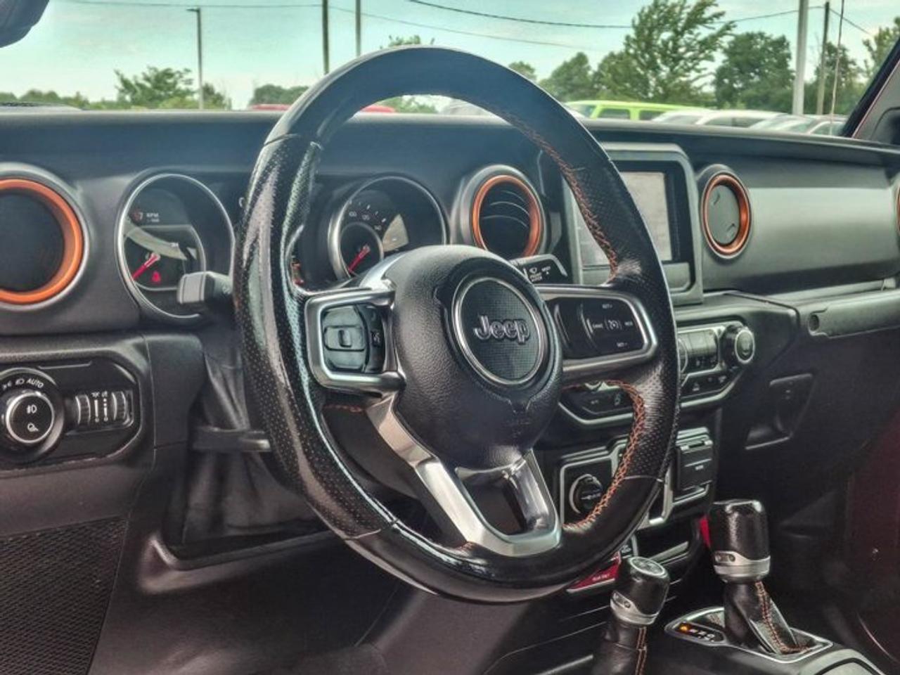 2021 Jeep Gladiator Mojave | 17k In Options!! | Leather | New Tires | Tow Pkg | Heated Wheel + Seats | Photo