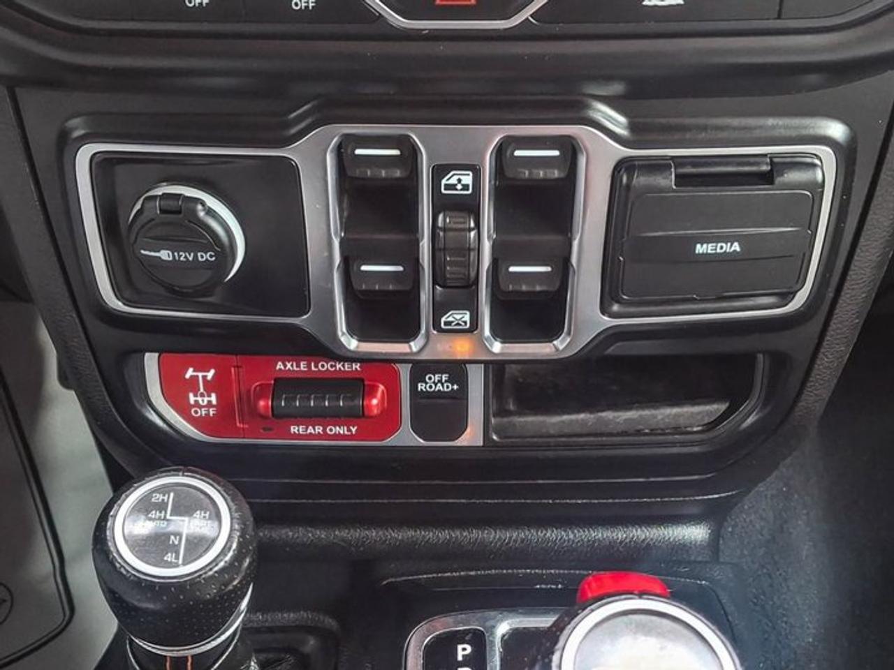 2021 Jeep Gladiator Mojave | 17k In Options!! | Leather | New Tires | Tow Pkg | Heated Wheel + Seats | Photo