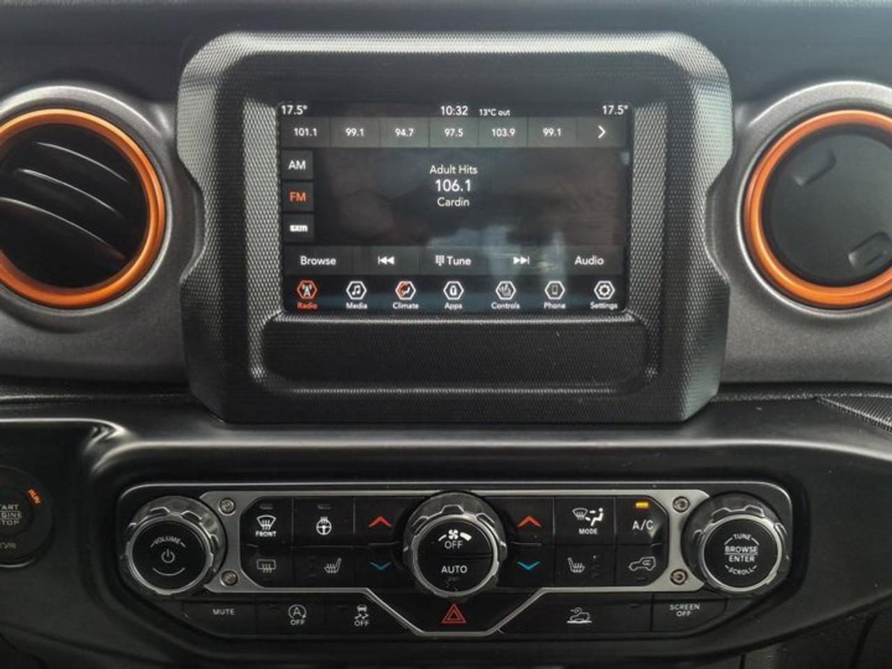 2021 Jeep Gladiator Mojave | 17k In Options!! | Leather | New Tires | Tow Pkg | Heated Wheel + Seats | Photo