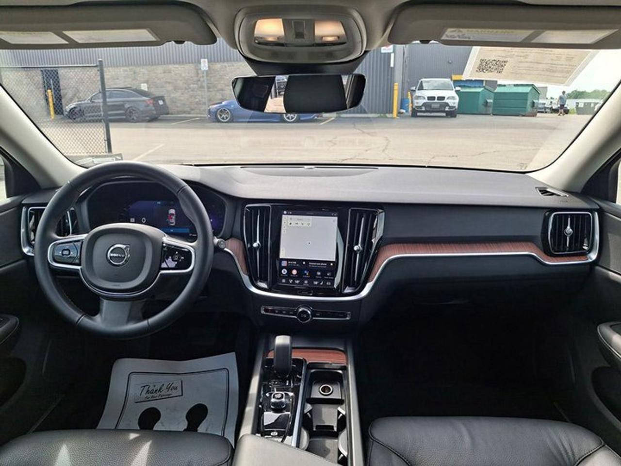 2025 Volvo V60 Cross Country Core AWD | Leather | Sunroof | Heated Seats | Power Seat | Rear Camera | and More ! Photo