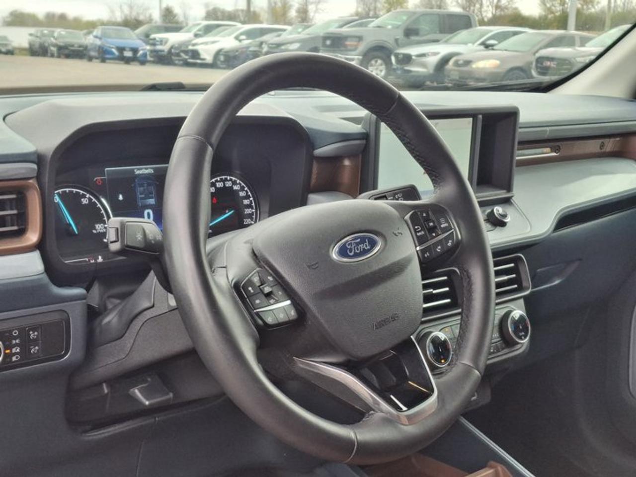 2024 Ford Maverick Hybrid Lariat | Leather | Luxury Pkg | Heated Wheel + Seats | Tow Hitch | Rear Camera | and More ! Photo