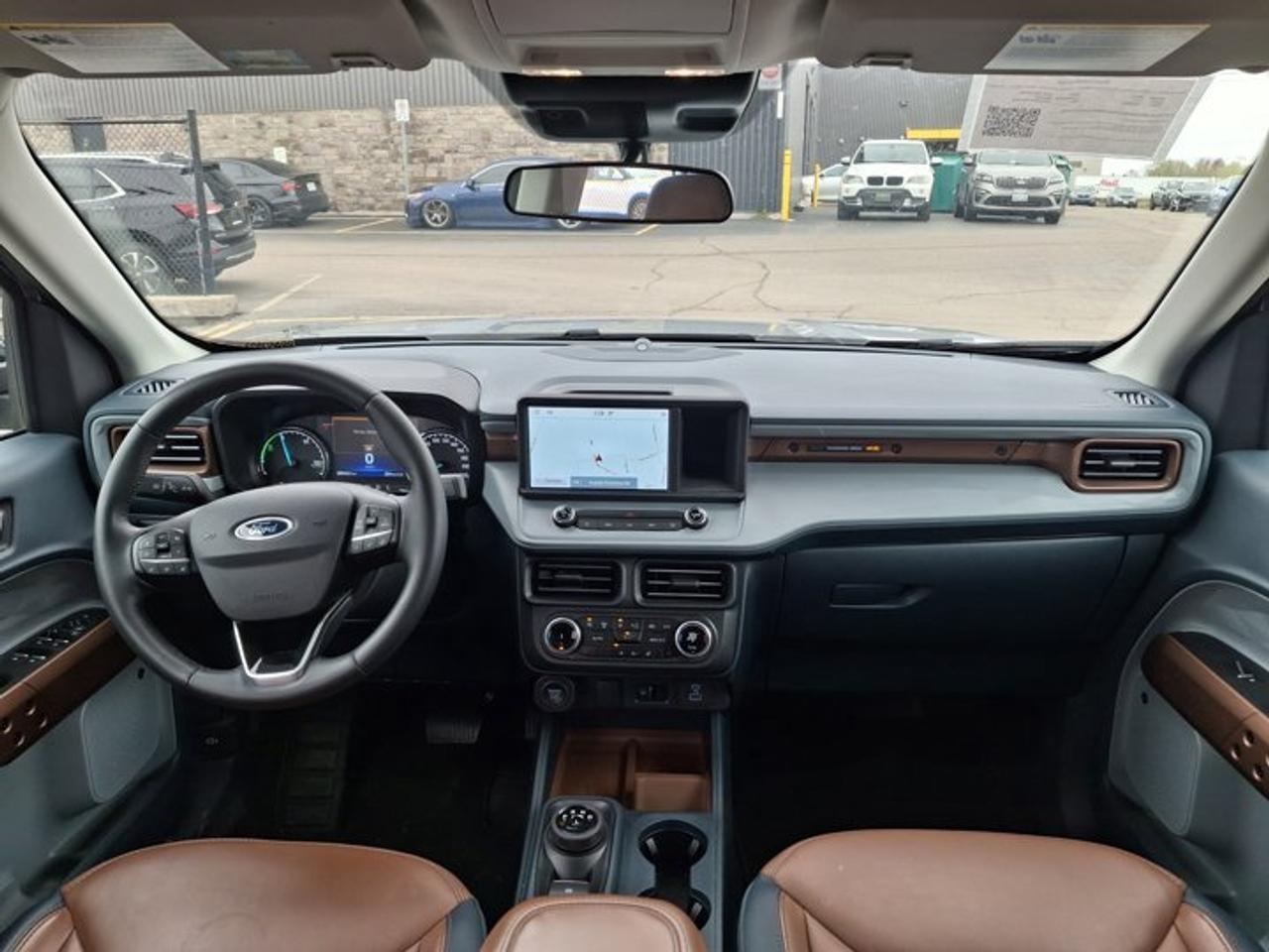 2024 Ford Maverick Hybrid Lariat | Leather | Luxury Pkg | Heated Wheel + Seats | Tow Hitch | Rear Camera | and More ! Photo