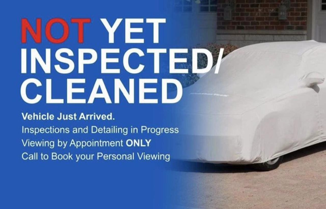 2024 Ford Maverick Hybrid Lariat | Leather | Luxury Pkg | Heated Wheel + Seats | Tow Hitch | Rear Camera | and More ! Photo