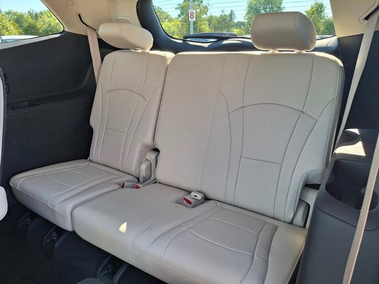 2022 Buick Enclave Premium AWD | V6 | Leather | Sunroof | Nav | Bose | Trailering Pkg | Cooled + Heated Seats & More ! Photo