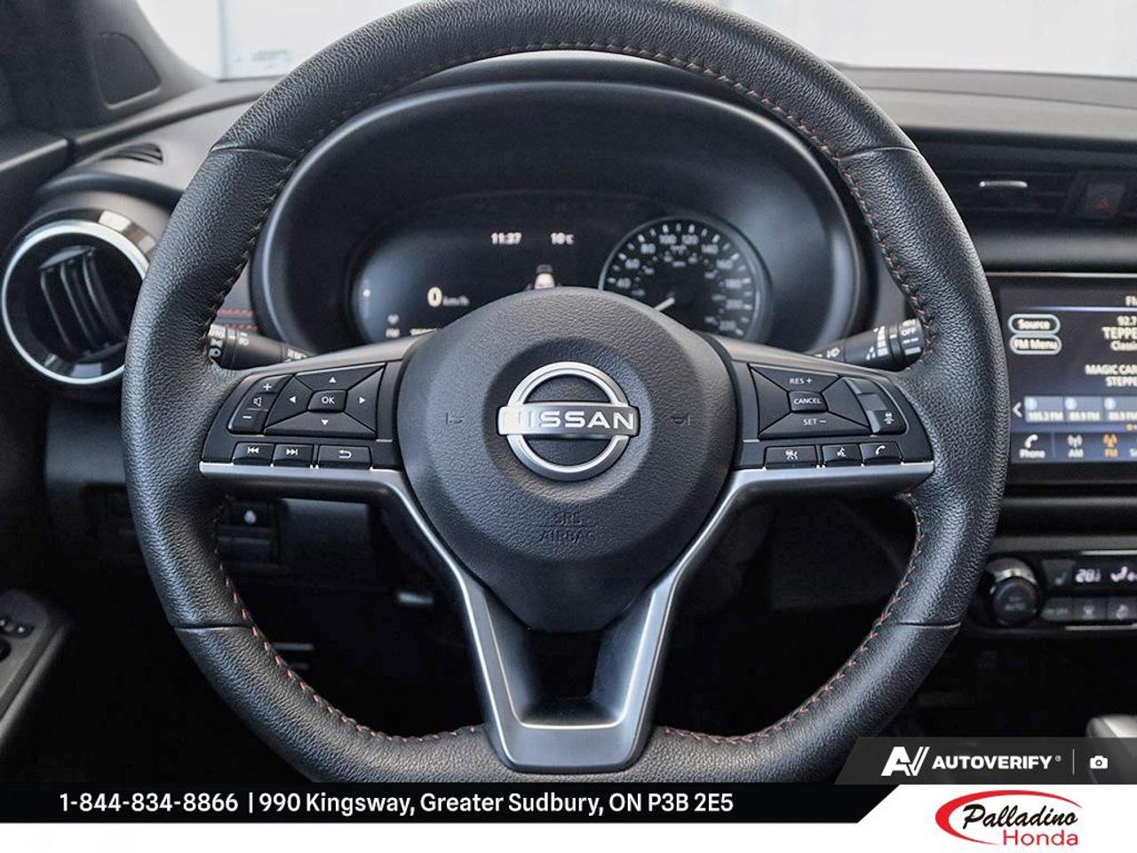 2024 Nissan Kicks SR Photo
