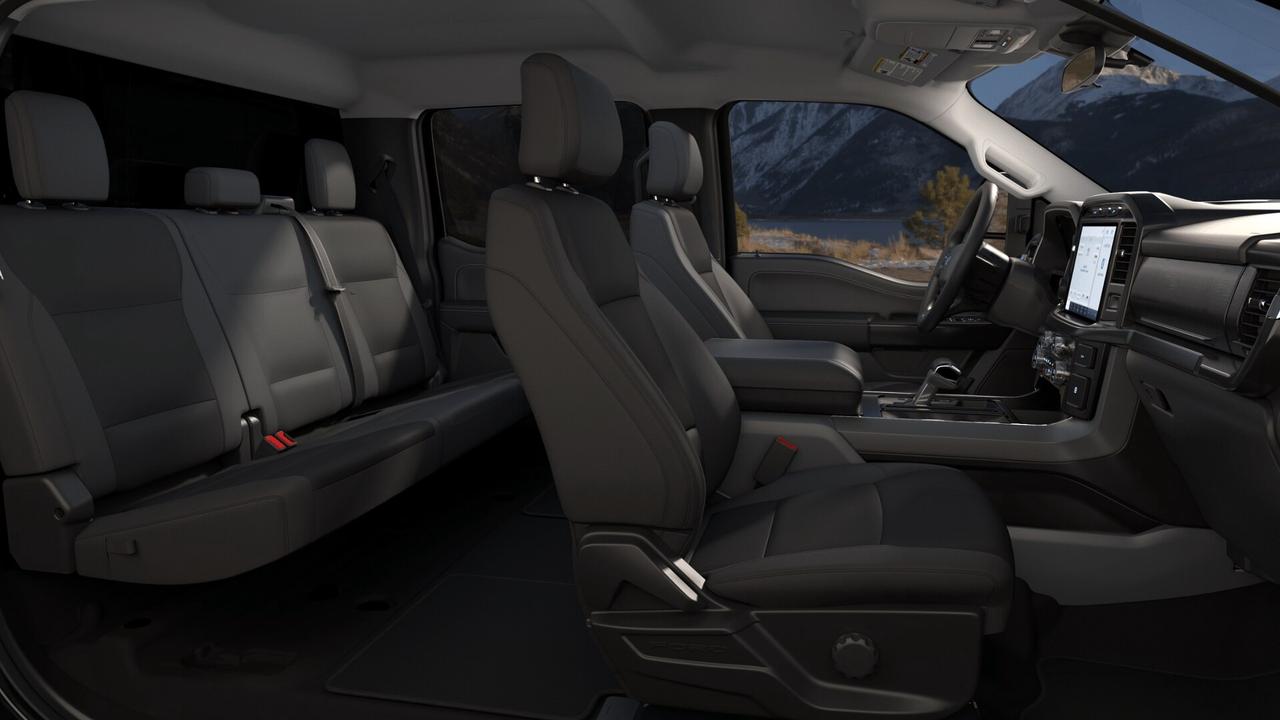2021 Ford F-150 XLT Photo