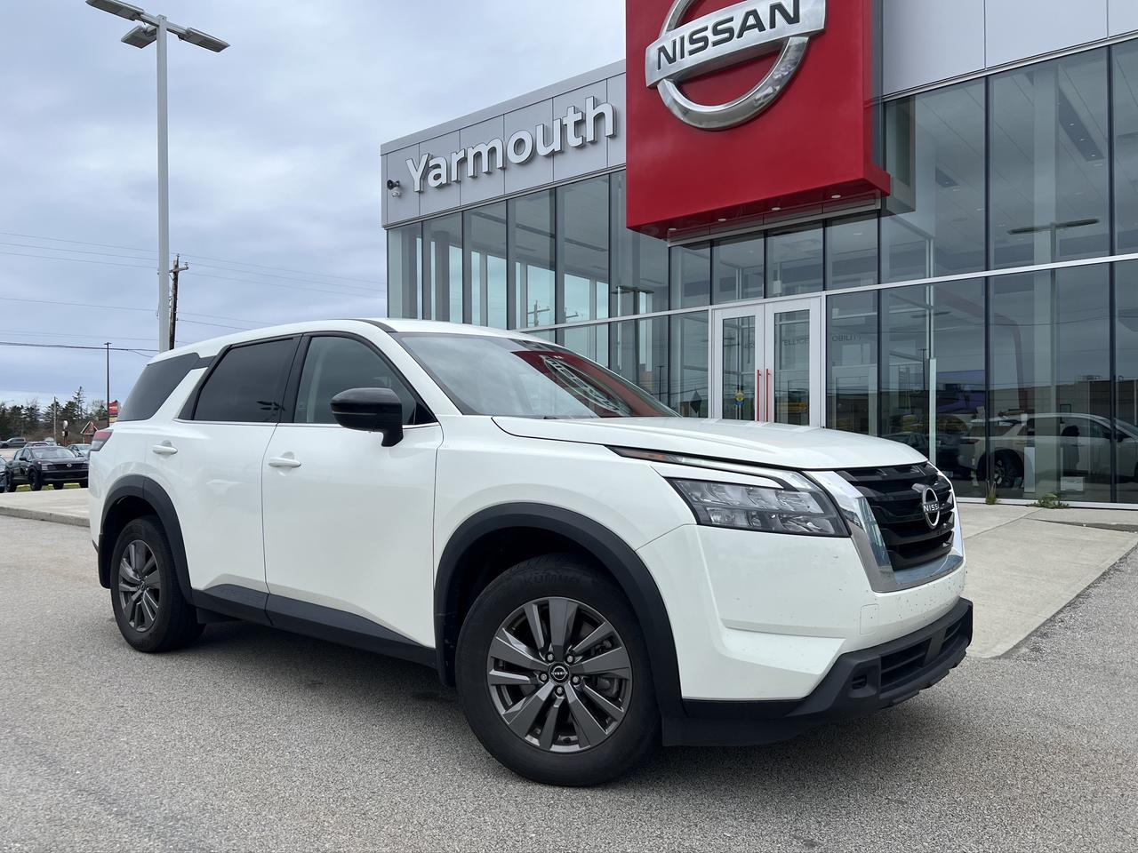 2024 Nissan Pathfinder S 4WD