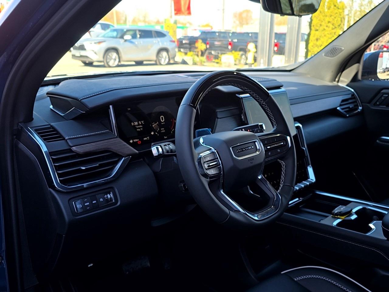 2026 GMC Acadia AWD DENALI Photo3