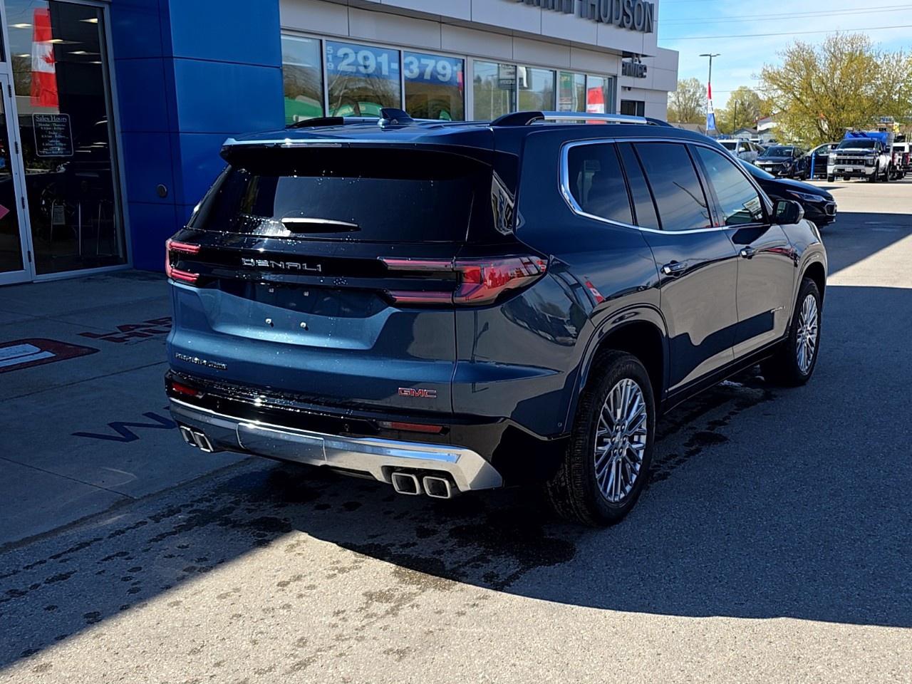 2026 GMC Acadia AWD DENALI Photo