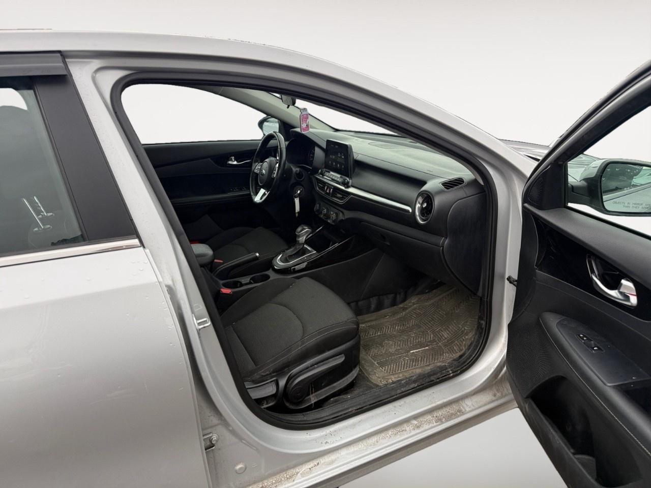 2020 Kia Forte EX IVT Photo
