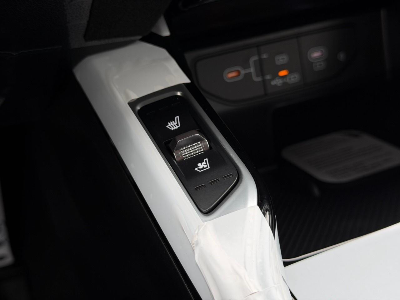 2026 Kia Sorento Hybrid SX AWD Photo