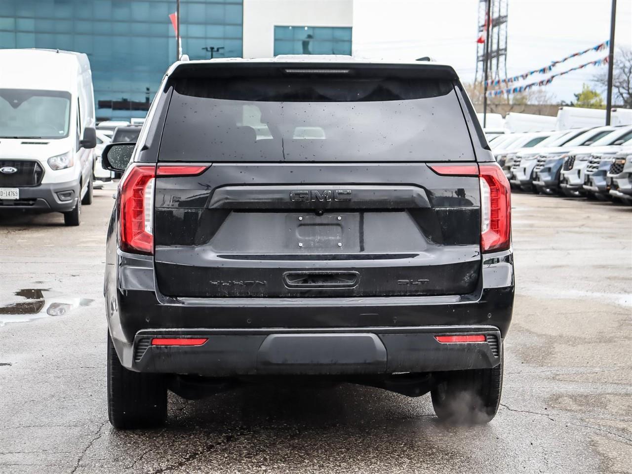 2022 GMC Yukon Luxury Package | Panoramic | SLT Pkg. | Photo3