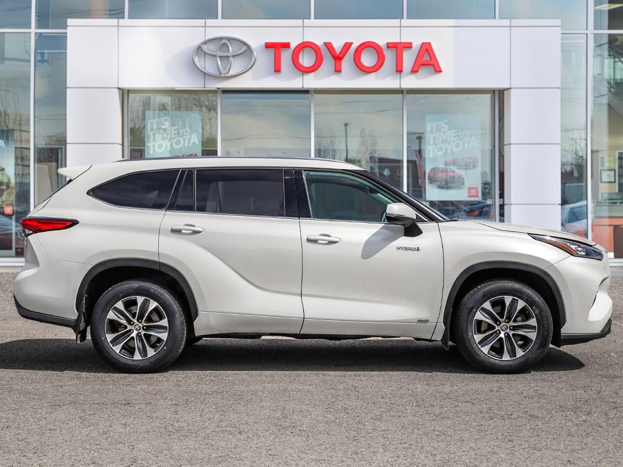2021 Toyota Highlander HYBRID XLE LEATHER SEATS-HEATED SEATS-MOONROOF-BACK UP CAMERA-BLUETOOTH- Photo