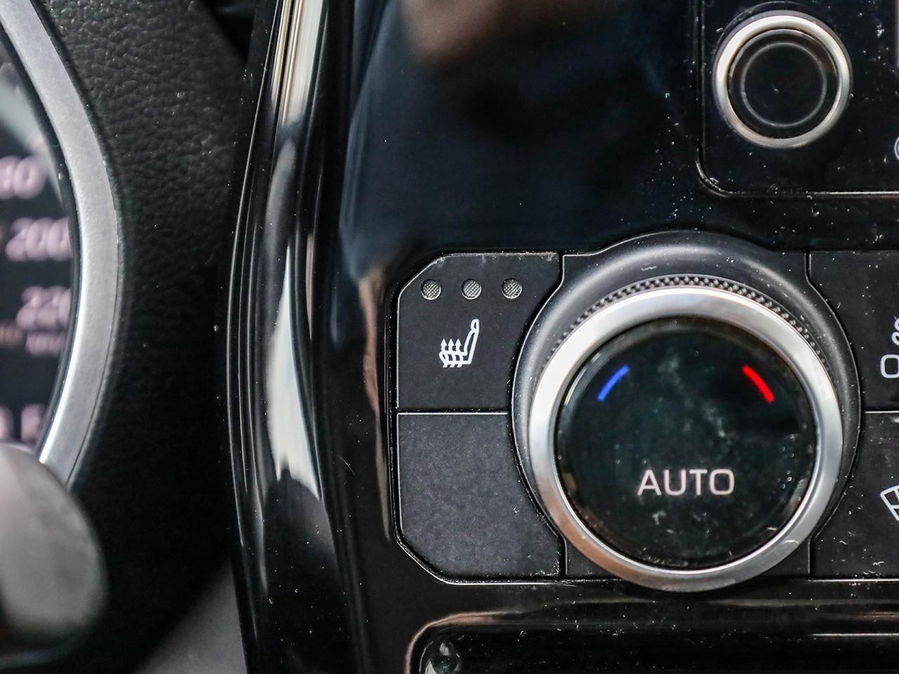 2021 Toyota Highlander HYBRID XLE LEATHER SEATS-HEATED SEATS-MOONROOF-BACK UP CAMERA-BLUETOOTH- Photo