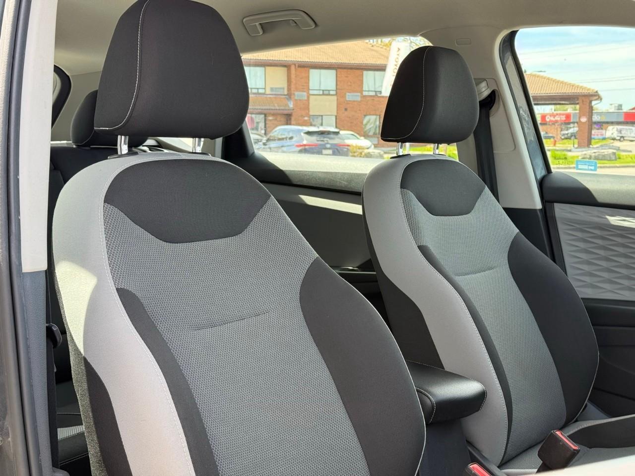 2022 Volkswagen Taos Trendline Photo