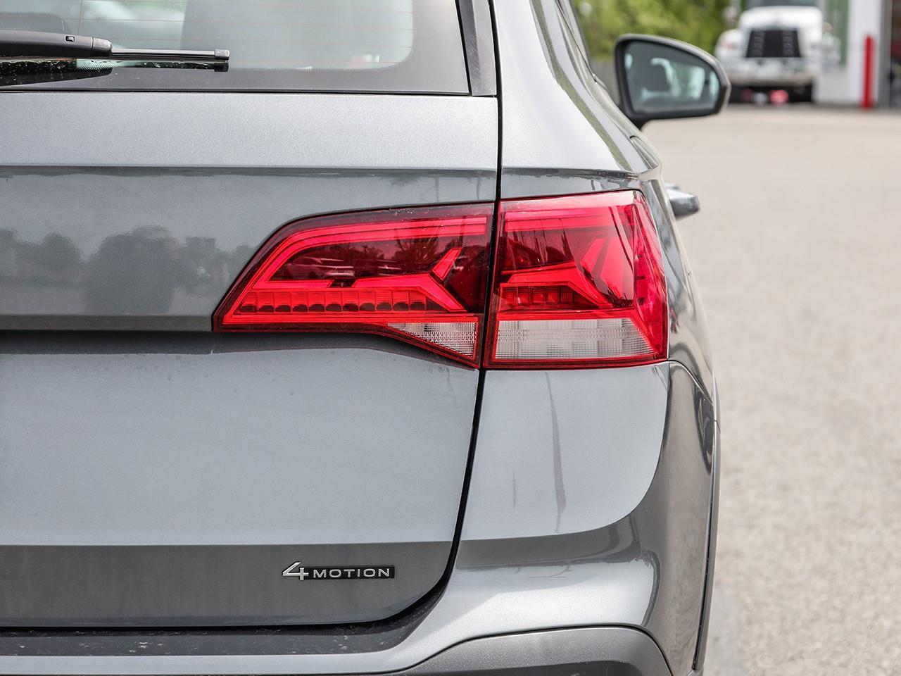 14073048