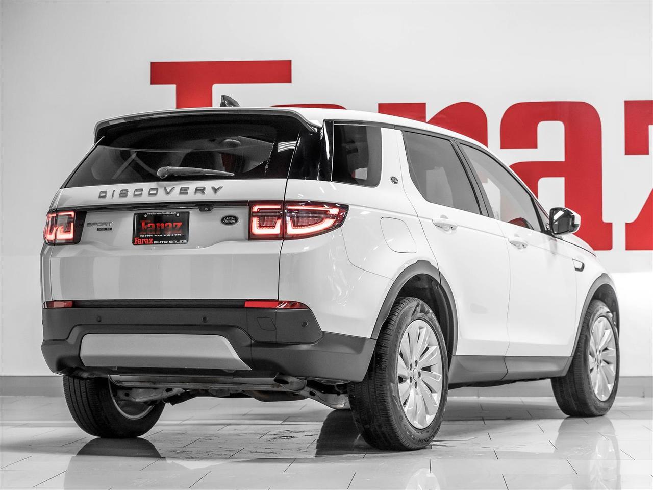 2020 Land Rover Discovery Sport SE|P250|Adaptive Cruise Control|Meridian Sound|Low Kilometers Photo2