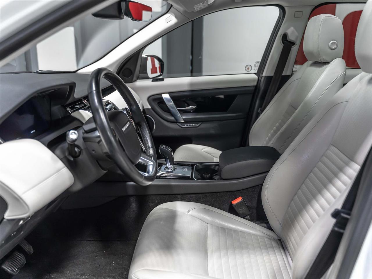 2020 Land Rover Discovery Sport SE|P250|Adaptive Cruise Control|Meridian Sound|Low Kilometers Photo