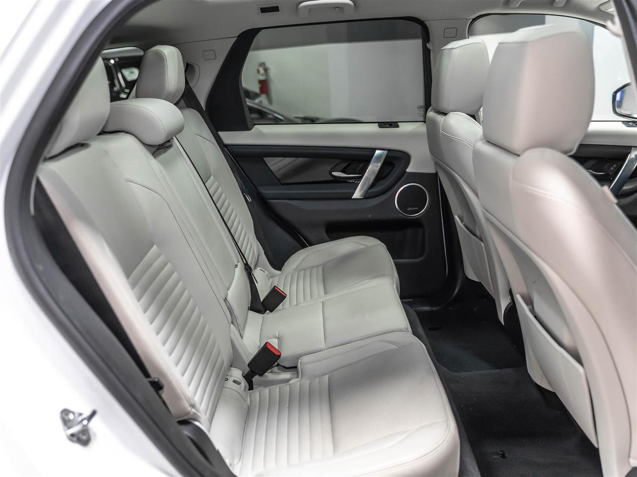 2020 Land Rover Discovery Sport SE|P250|Adaptive Cruise Control|Meridian Sound|Low Kilometers Photo