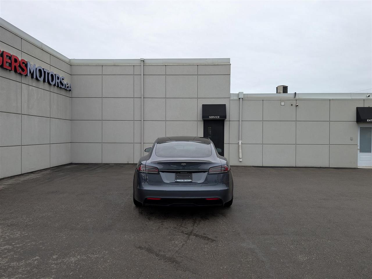 2022 Tesla Model S AWD - YOKE STEERING Photo3