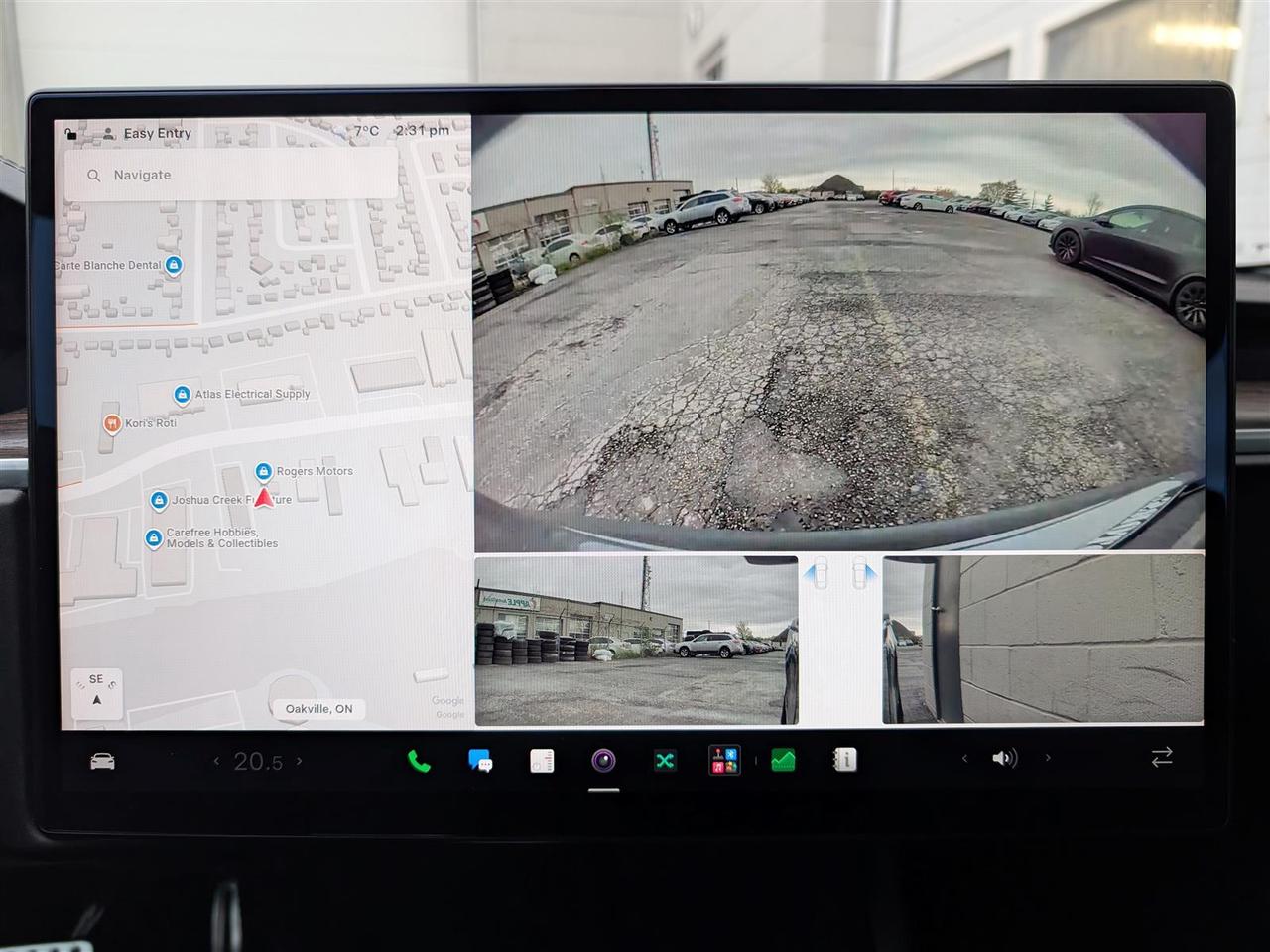 2022 Tesla Model S AWD - YOKE STEERING Photo