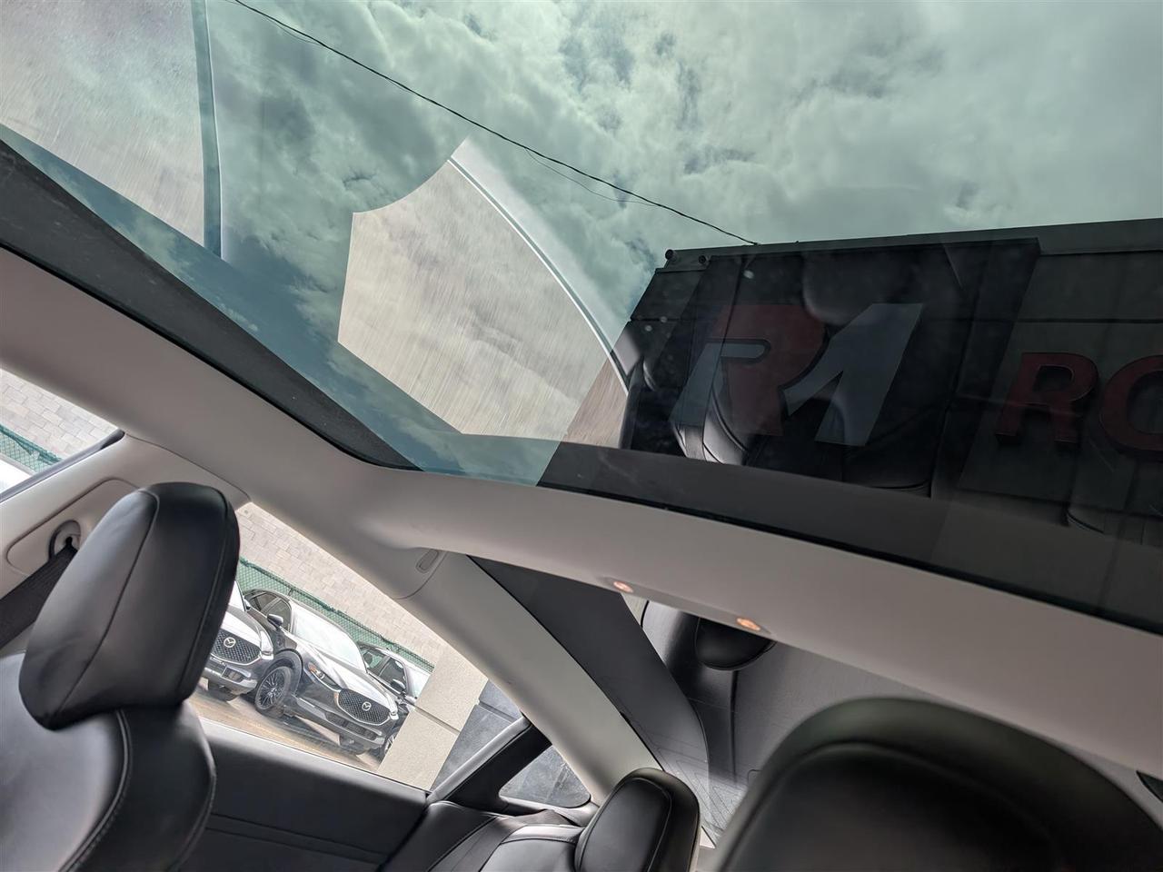 2020 Tesla Model 3 LONG RANGE AWD - DUAL MOTOR Photo