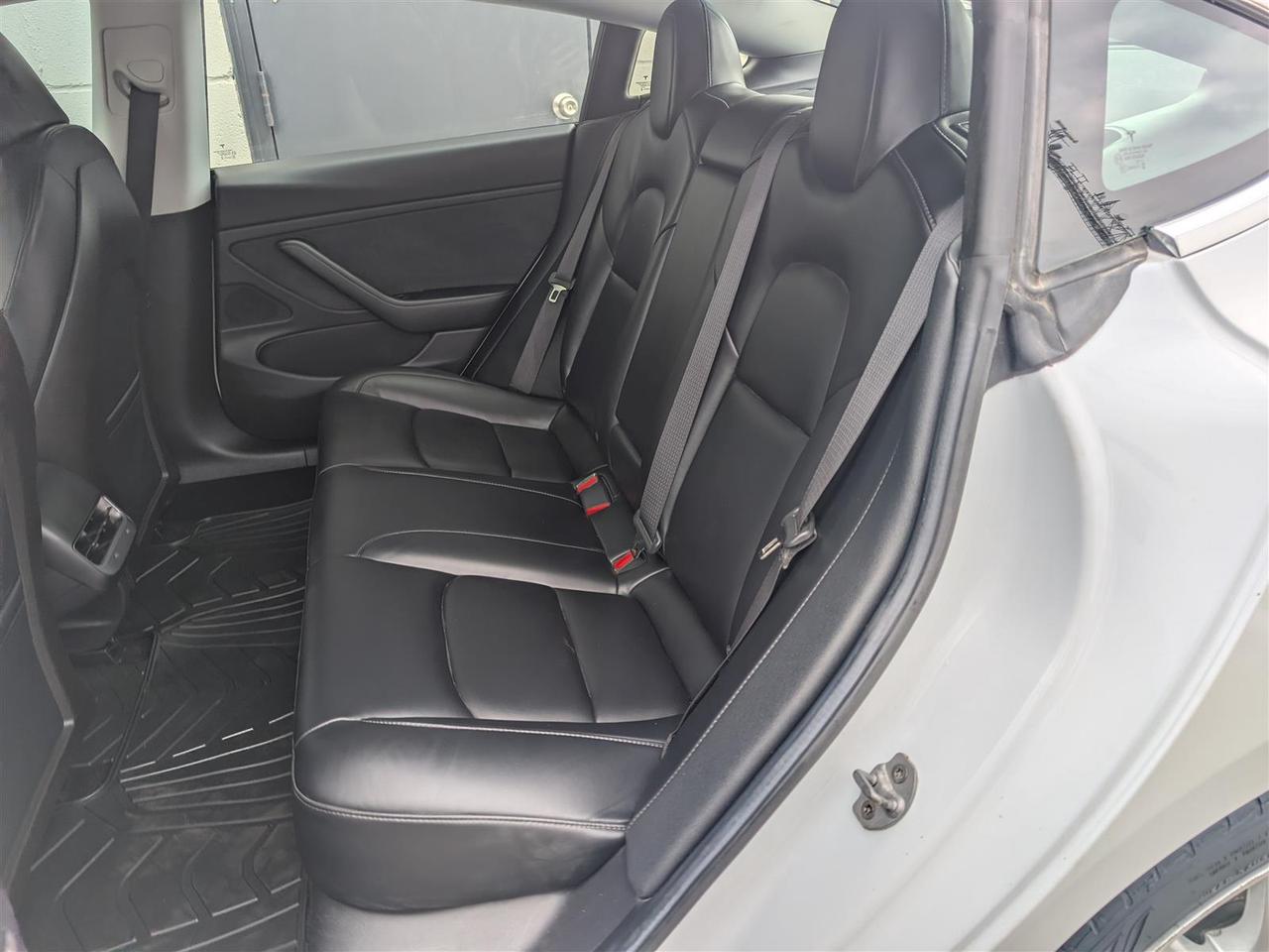 2020 Tesla Model 3 LONG RANGE AWD - DUAL MOTOR Photo