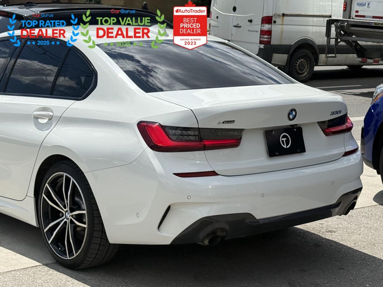 2019 BMW 3 Series 330i //M PKG | HUD | NAVI | LOADED Photo