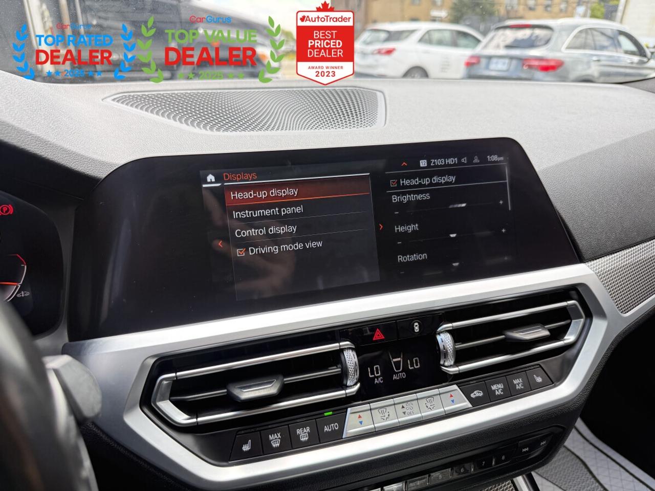 2019 BMW 3 Series 330i //M PKG | HUD | NAVI | LOADED Photo
