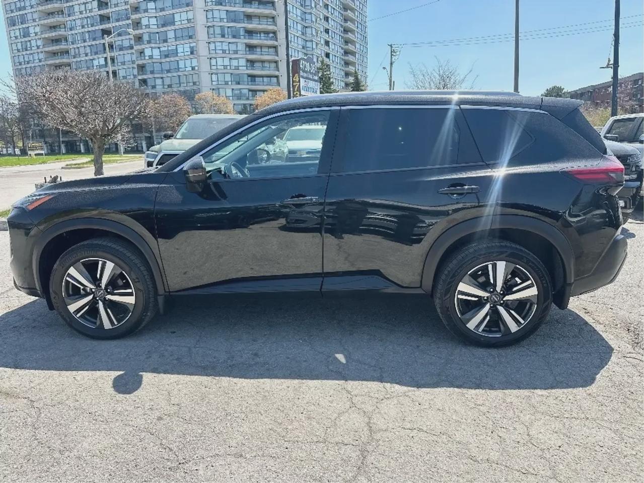 2025 Nissan Rogue SV MIDNIGHT EDITION Photo