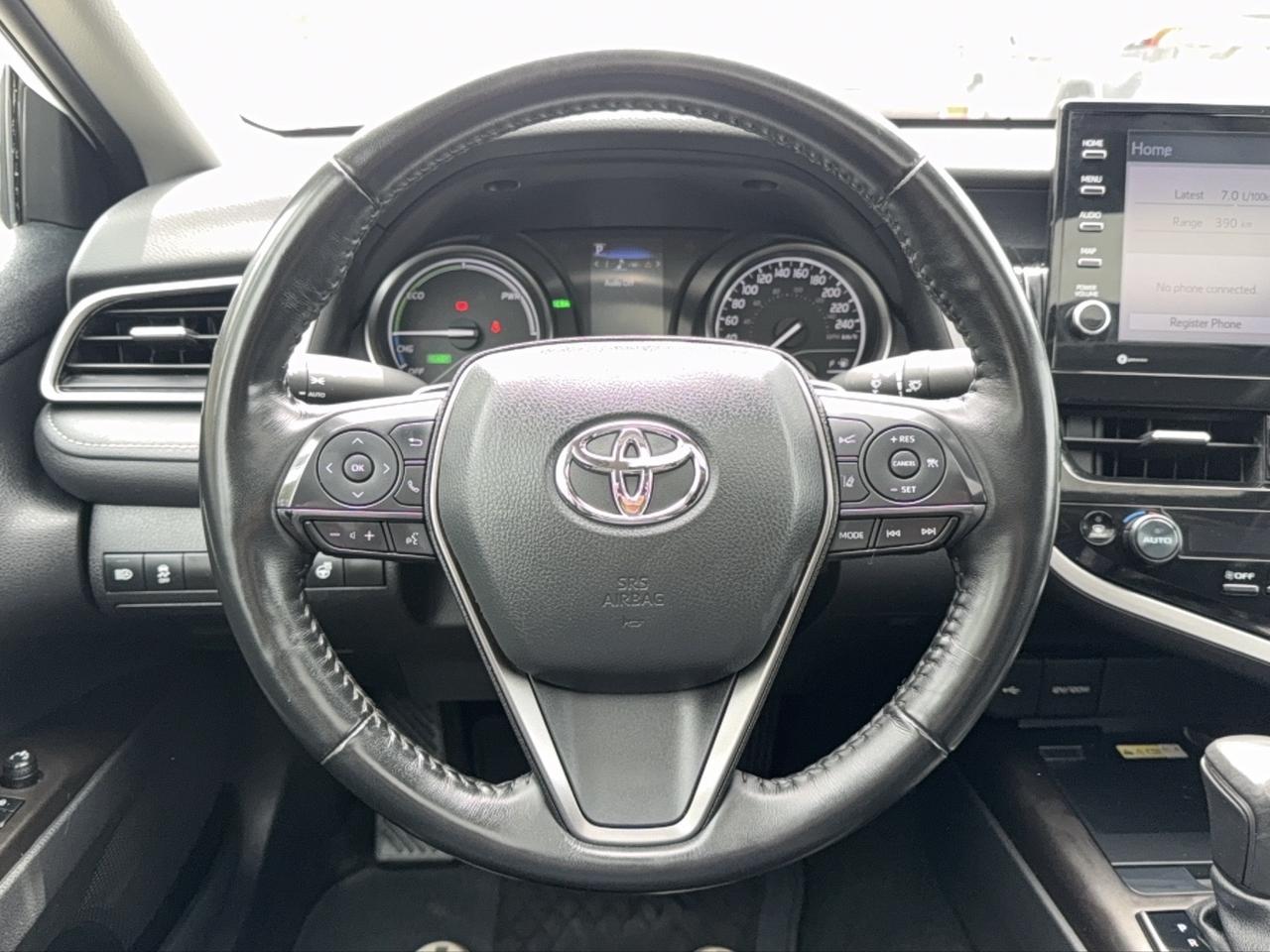 2024 Toyota Camry SE Photo