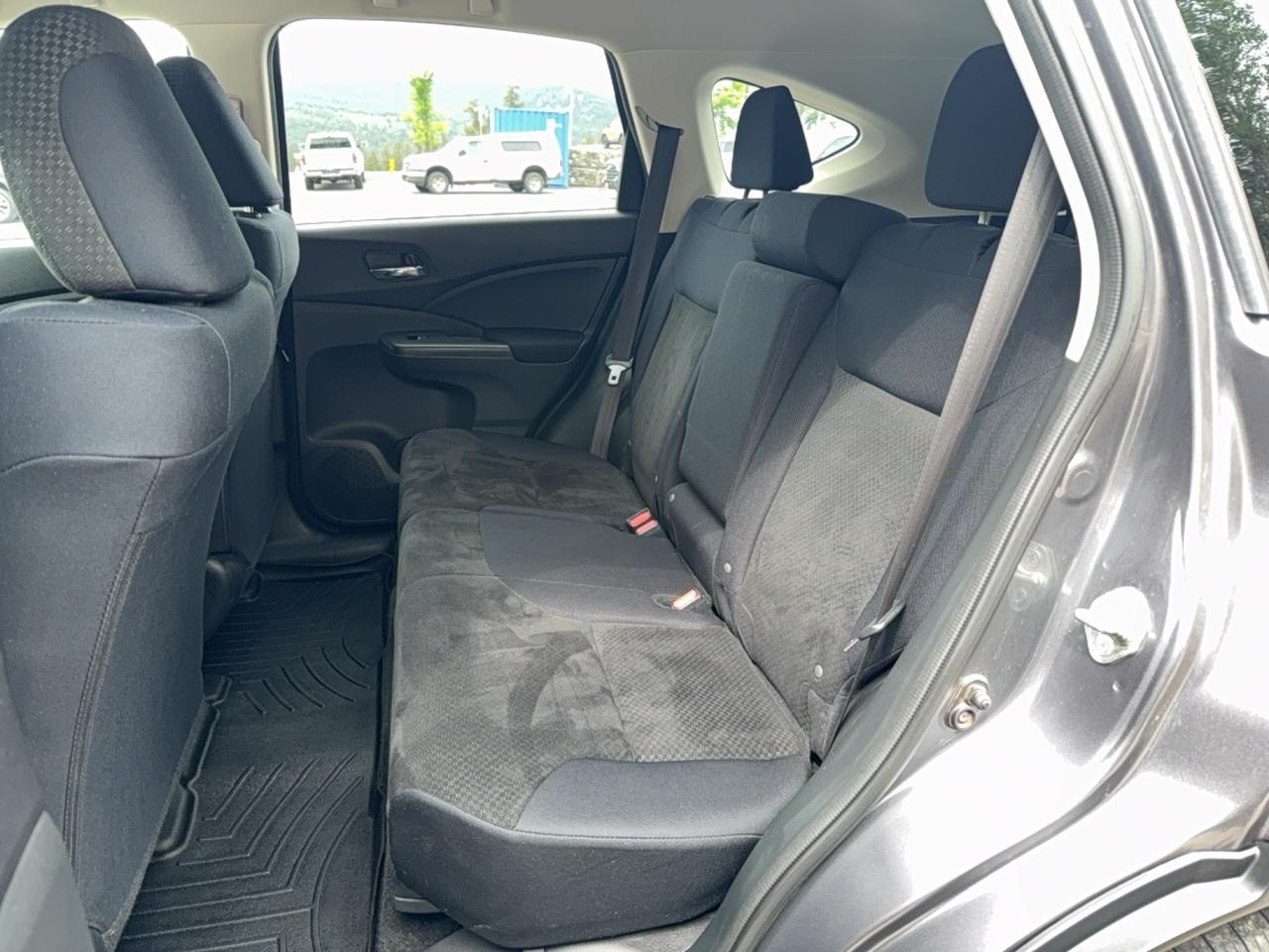 2015 Honda CR-V SE Photo