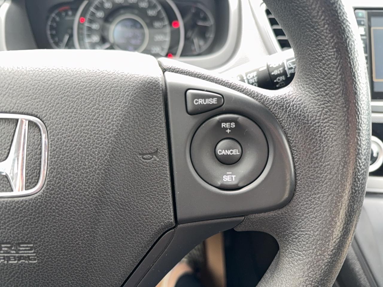 2015 Honda CR-V SE Photo