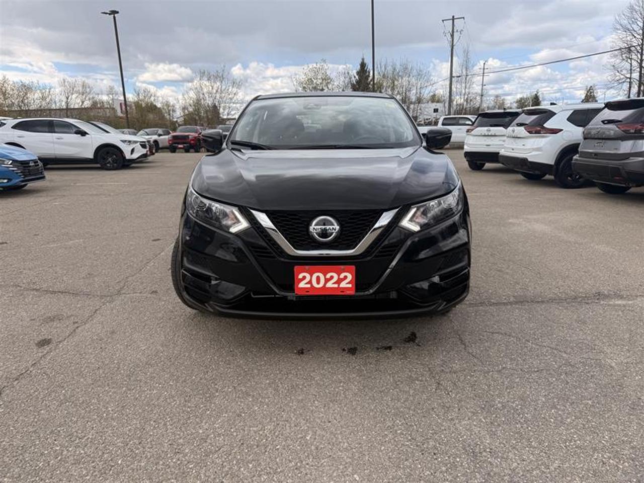 2022 Nissan Qashqai S FWD CVT Photo