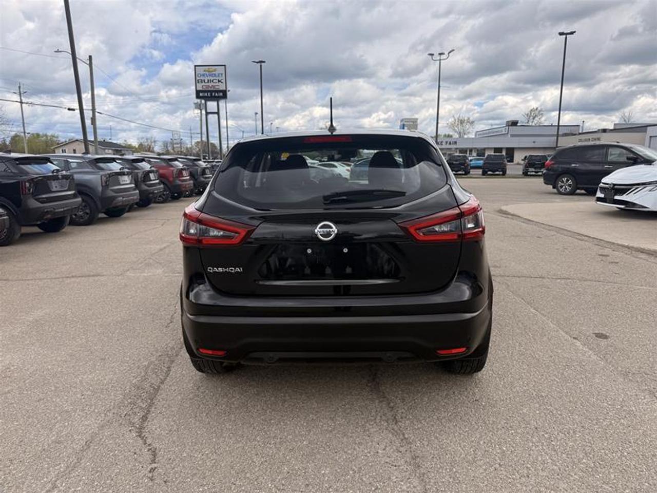 2022 Nissan Qashqai S FWD CVT Photo