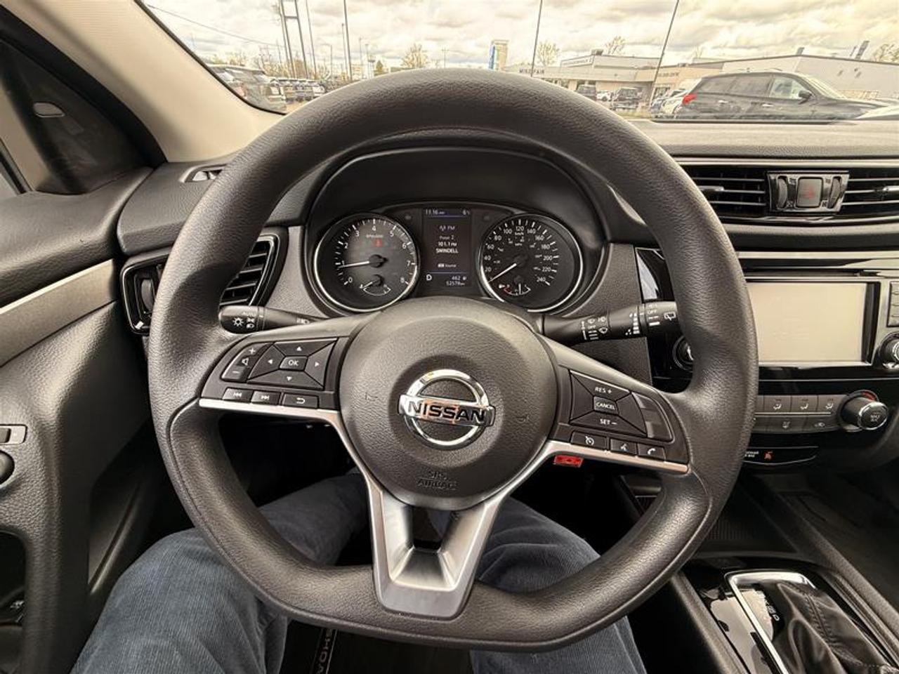 2022 Nissan Qashqai S FWD CVT Photo